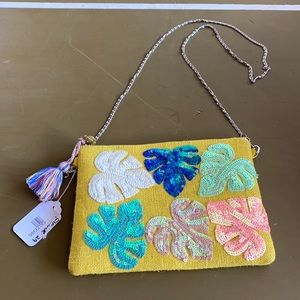 NEW AMERICA & BEYOND PALM LEAVES JUTE ZIP CLUTCH